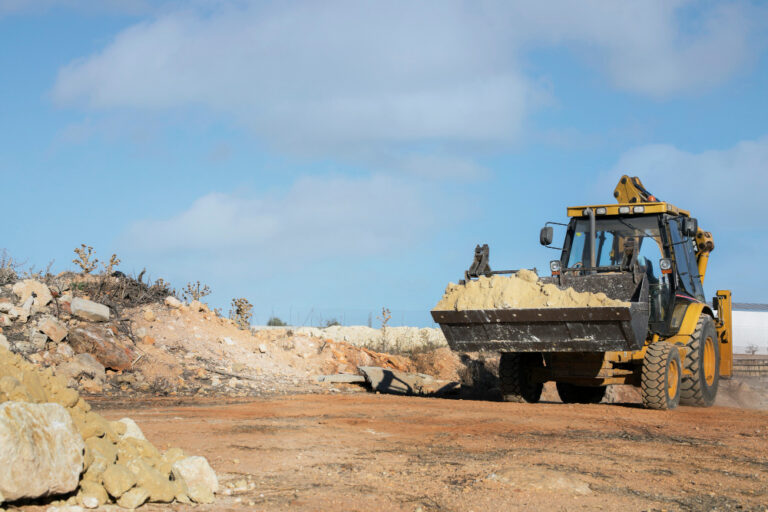 5 Essential Tips for Choosing the Right Land Clearing Service Provider