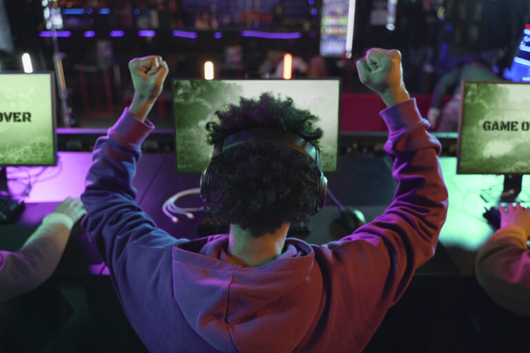 The Evolution of Online Slots: From One-Armed Bandits to Digital Dominance