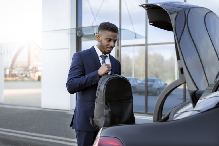 elegant-uber-driver-giving-taxi-ride